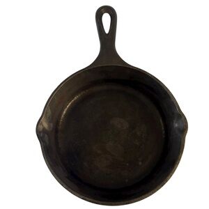 Lodge Vintage Cast Iron Skillet Bundle 2 Piece Set 6.5” Made In USA